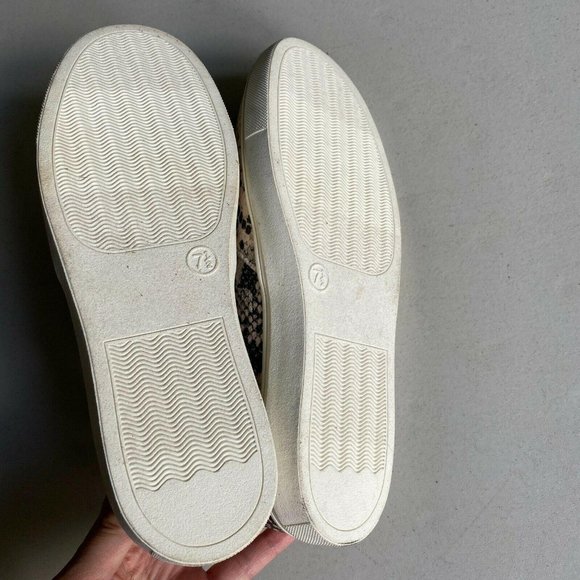 A new day snakeskin print NWT womens sneakers Size 7.5 - Picture 5 of 5